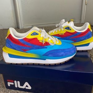 Women’s Fila Renno multicolor shoes size 7